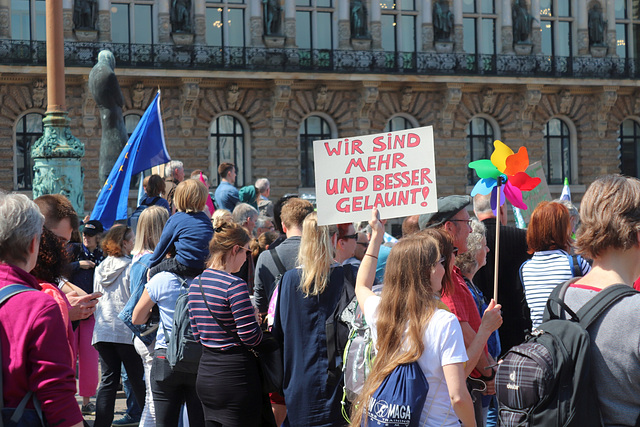 Wir sind mehr !