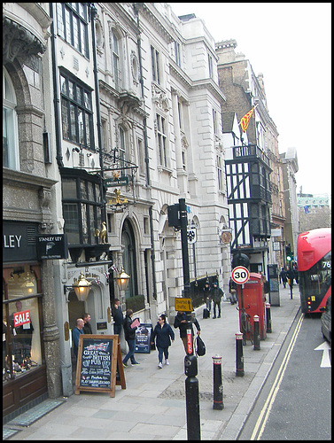 Ye Olde Cock in Fleet Street