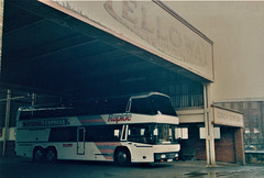 Yelloway (ATL) B672 DVL at the Rochdale garage/coach station – 9 Mar 1986 (35-7)