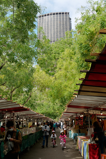 Marché à Montparnasse