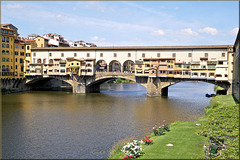 Florence /Firenze (I) 18 mai 2011. Le Ponte Vecchio côté est.