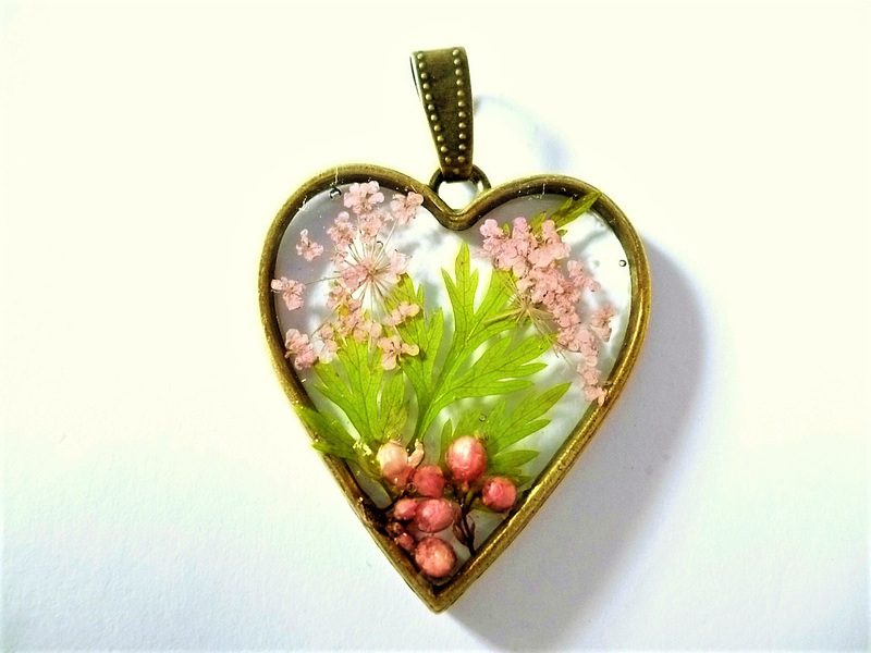 Heart with pink flowers