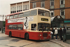 Luton and District 662 (A142 DPE) in Stevenage – 6 Sep 1994 (239-18)