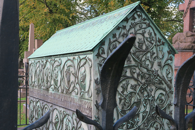 IMG 2282-001-Leyland Tomb