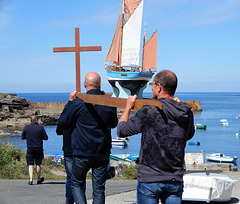 Pardon et hommage aux péris en mer au port de Kerroc'h (56)