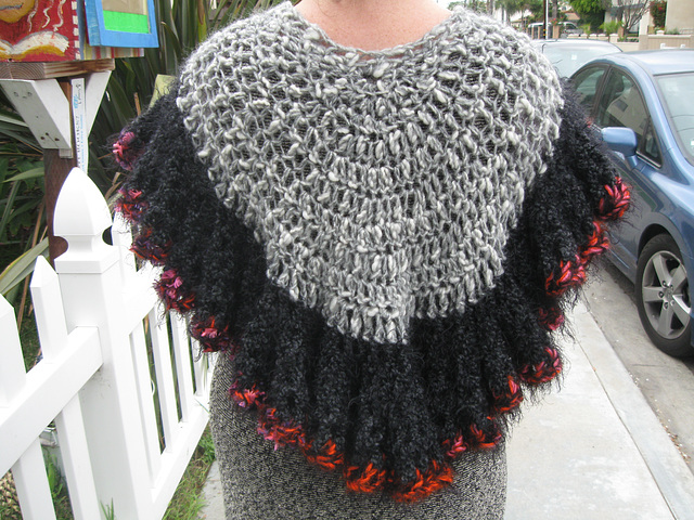 Crochet capelet 3