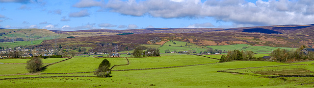 Panorama to Tintwistle from Glossop Cemetery