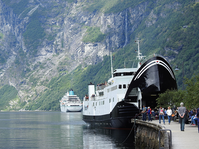 Damit waren wir 2011 in Geiranger.