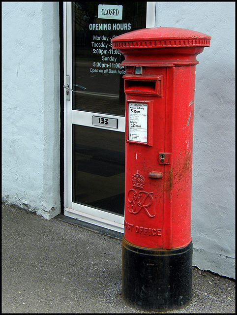 Botley Road pillar box