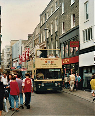 Guide Friday RFN 961G in Trinity Street, Cambridge – 29 Jun 1991 (143-14)