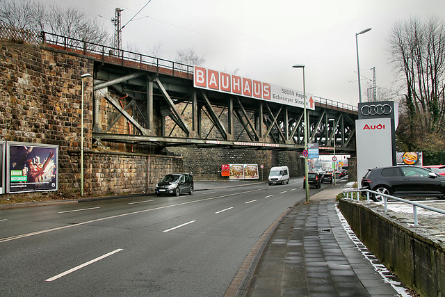 B54 Herdecker Straße mit Eisenbahnbrücke (Hagen-Vorhalle) / 3.03.2018