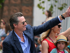 San Francisco Pride Parade 2015 - Gavin Newsom (5661)