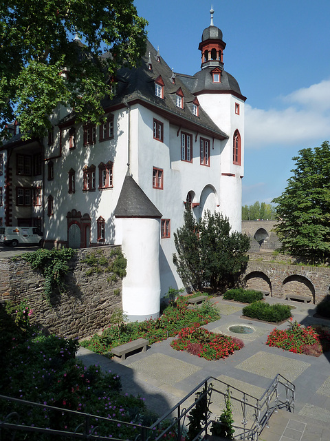 Die alte Burg Koblenz heute Stadtarchiv