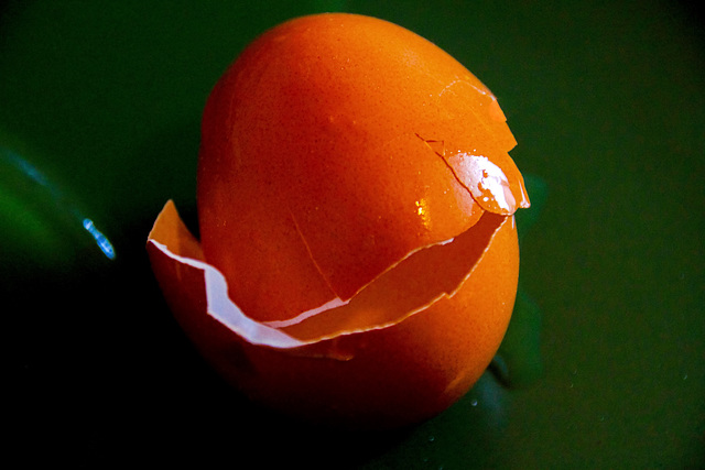 The 50-Images-Project ( 37/50 ): An Egg's Accident