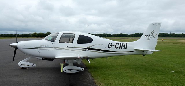 Cirrus SR20 G-CIRI