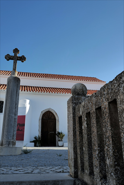 Martim Longo, Church, HFF