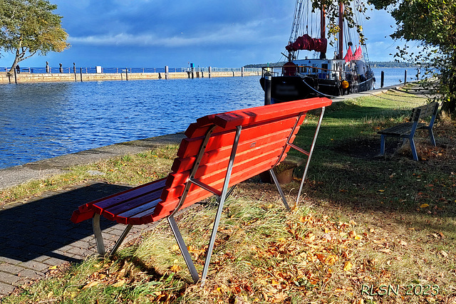 Happy Bench Monday!