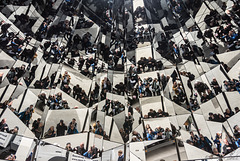 am 'Alten Wall': 'Gesellschaftsspiegel' von Olafur Eliasson