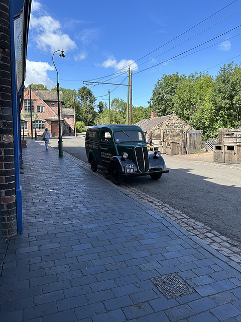 Jowett Van YHA 819, Black Country Museum.  Looking towards the Worker’s Institute.