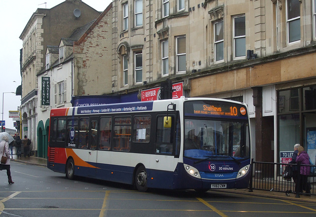 Stagecoach Midlands 37044 (YX63 ZWM) in Northampton - 26 Nov 2015 (DSCF2137)