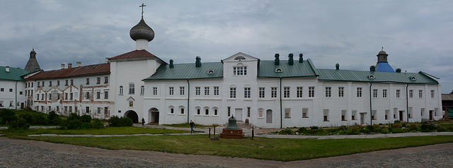 Спасо-Преображенский Соловецкий монастырь, Благовещенский и Настоятельский Корпуса