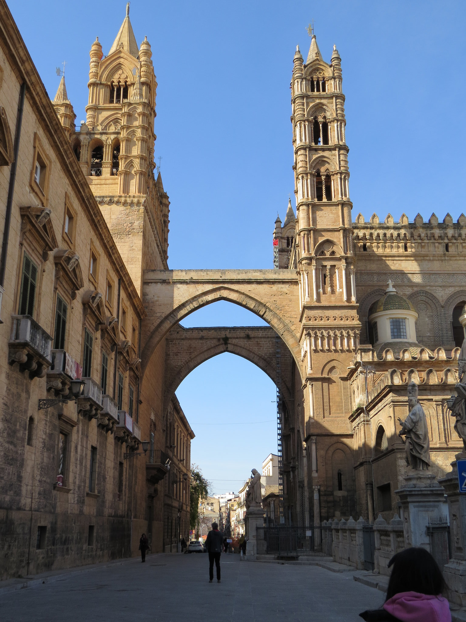 Cathédrale, 2.