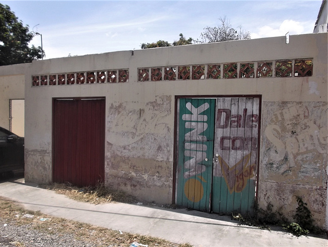 Guiño de la puerta / Clin d'oeil de porte