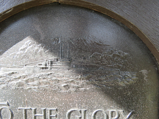 shotley church, suffolk (37)submarine detail of c20 submariners war memorial of 1919 by a.h. ryan-tenison, sculpture by f. brook hitch