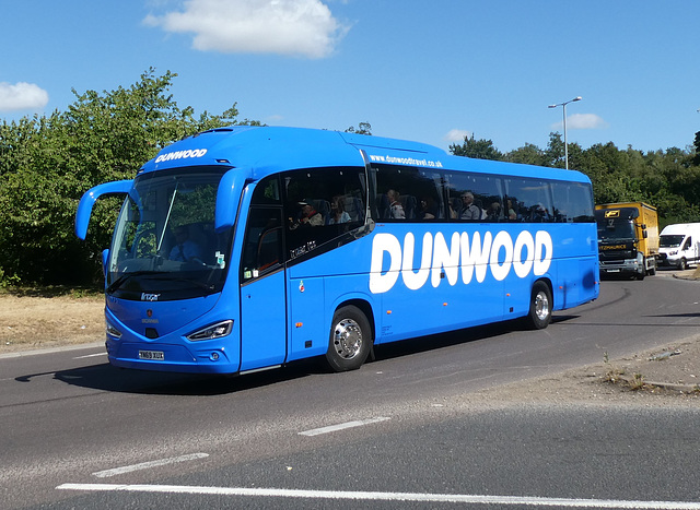 Dunwood Travel YX69 XUX at Fiveways, Barton Mills - 5 Aug 2022 (P1120844) Dunwood Travel YX69 XUX at Fiveways, Barton Mills - 5 Aug 2022 (P1120844)