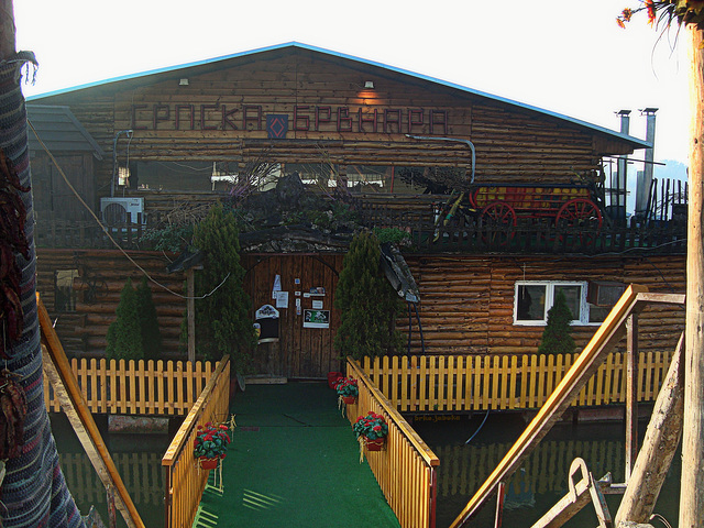 "Serbian log cabin"