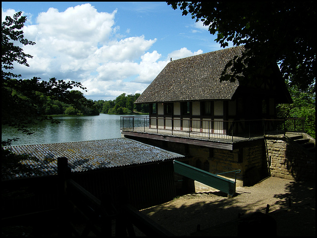 Blenheim boathouse