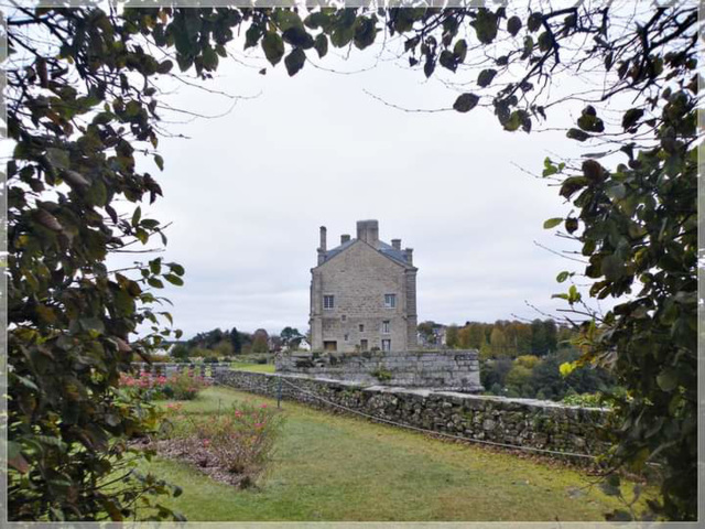 Extérieur du château de Quintin (22)