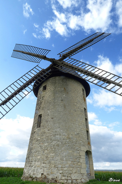 Largny sur Automne