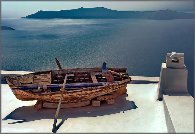 Santorini : Thira - la barca sul tetto