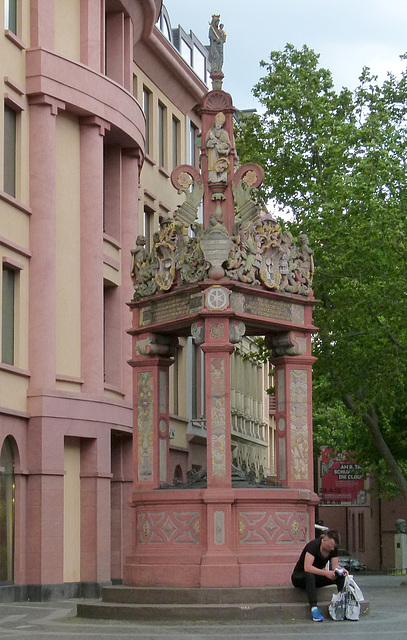 Ein Mainzer Marktbrunnen