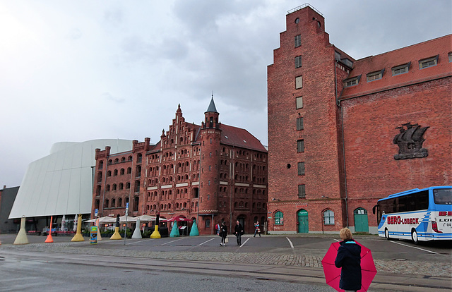 Ozeaneum (Klorolle), Kontorhaus, Alter Speicher