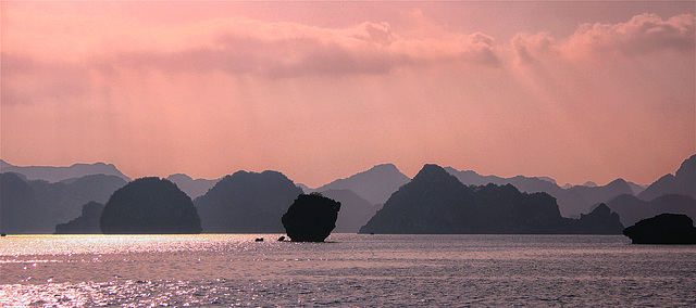 Vietnam. Halong Bay. 201111