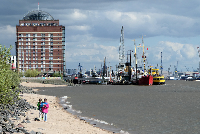 Der Strand in Övelgönne