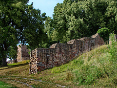 Burgruine Wartenberg, Vorburgmauer