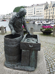 Fishwife Statue