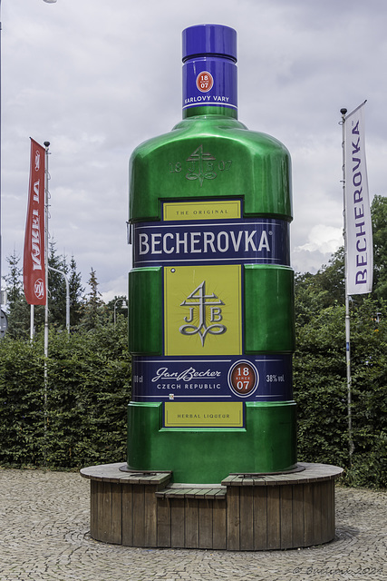 Karlsbad, Home of Becherovka (© Buelipix)