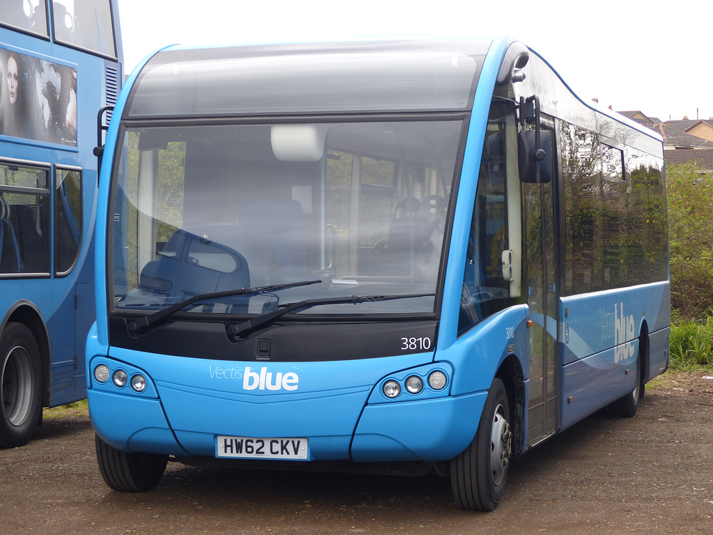 Vectis Blue in Ryde (5) - 29 April 2015