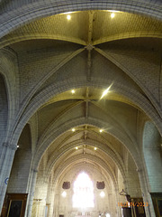 Eglise SAINT-MEDARD à THOUARS Deux-Sèvres 1/3 Eglise SAINT-MEDARD à THOUARS Deux-Sèvres 1/3