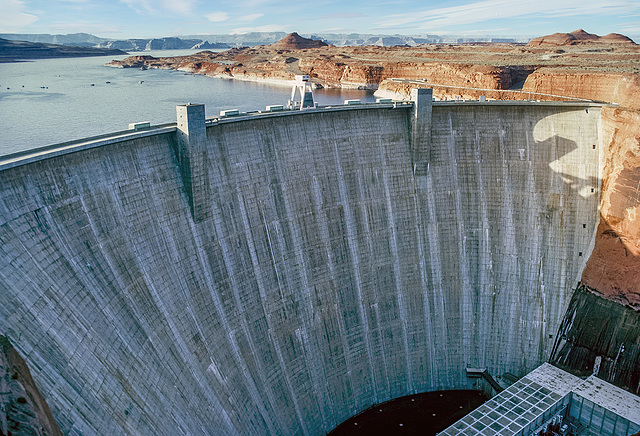 Glen Canyon Dam - 1986