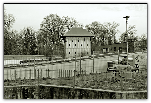 Hochsicherheitstrakt - High security area (◕‿-)