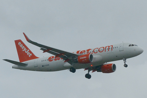 G-EZOH approaching Gatwick - 30 June 2016