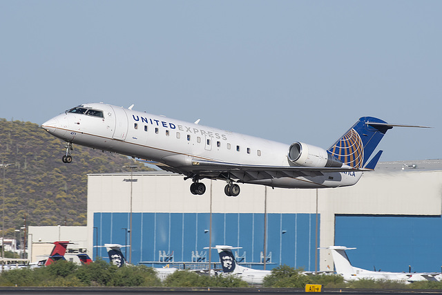 United Airlines Canadiar CRJ N471CA