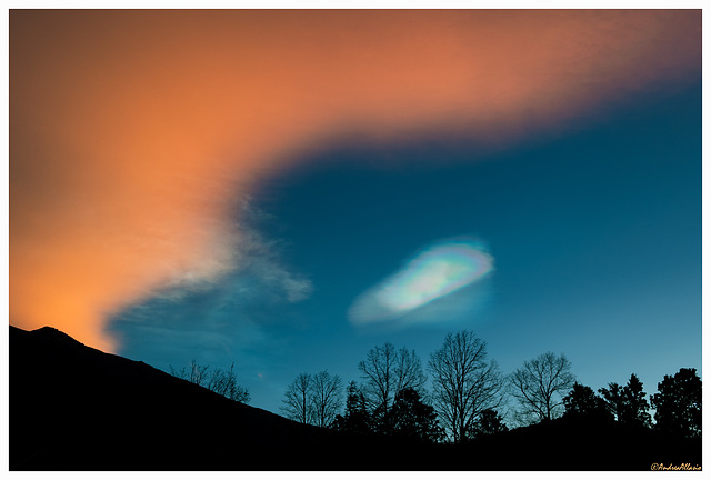 An ice cloud at the sunrise