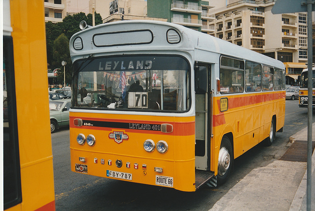 Malta (Sliema) May 14 1998 EBY-787 Photo 394-18