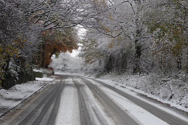 Snake Pass Closed